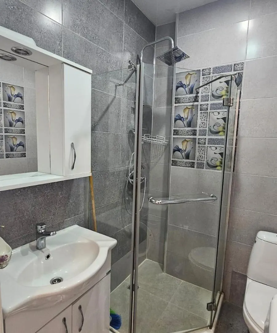 Lux Apartment 3 Makhinjauri